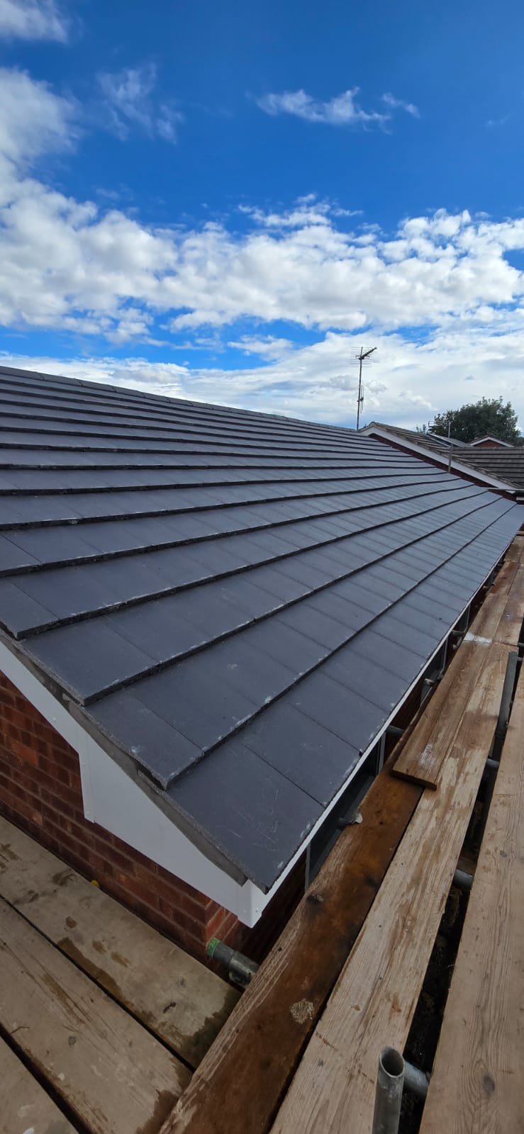 Full re roof - 24 The Hamlet Leek Wooton