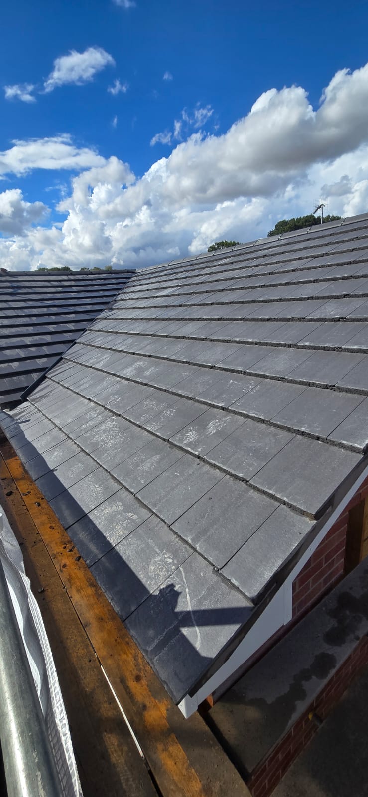 Full re roof - 24 The Hamlet Leek Wooton